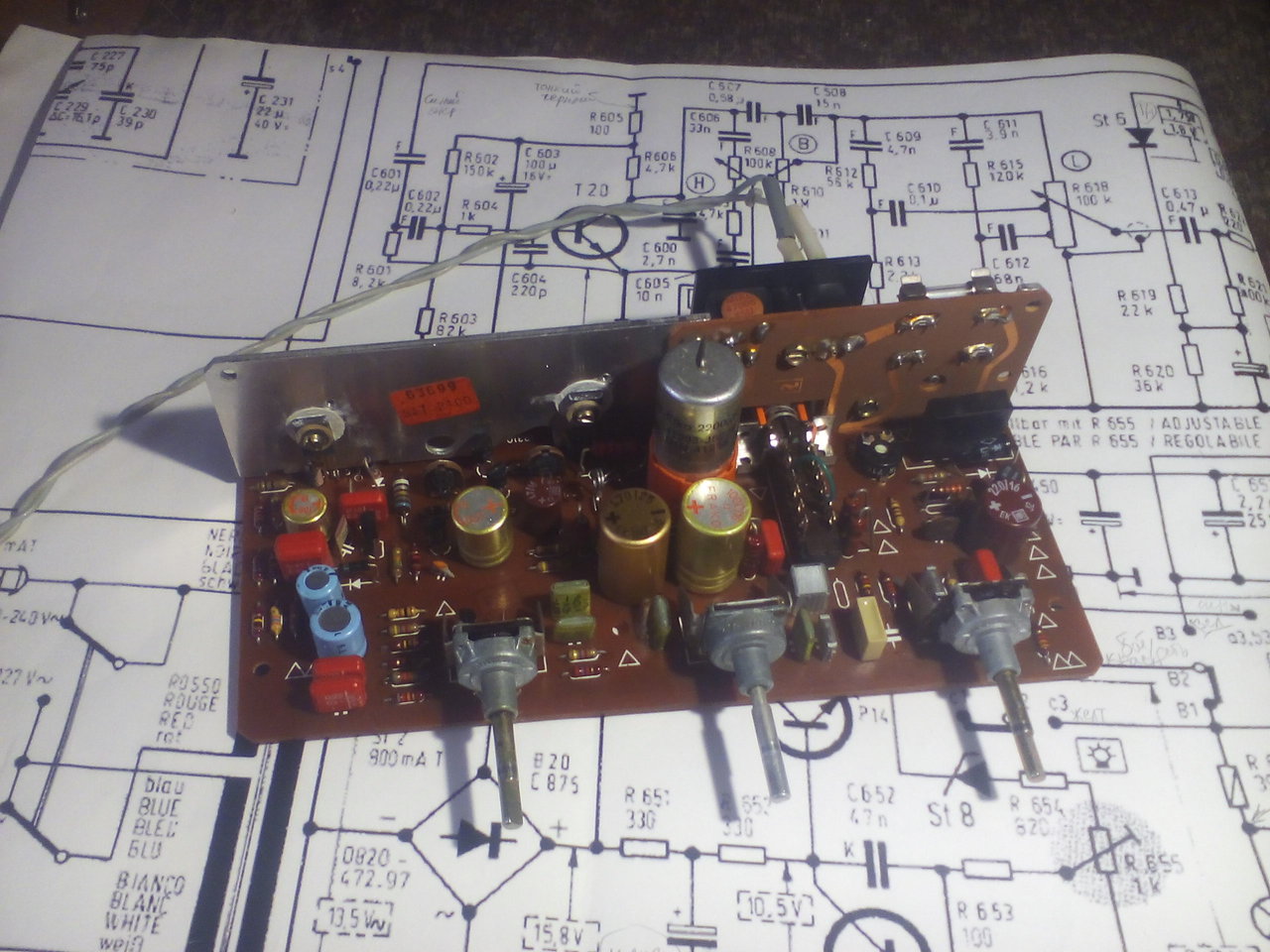 Satellit 2100