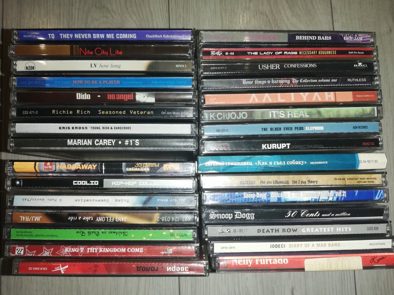  ищу аудиокассеты и диски CD 