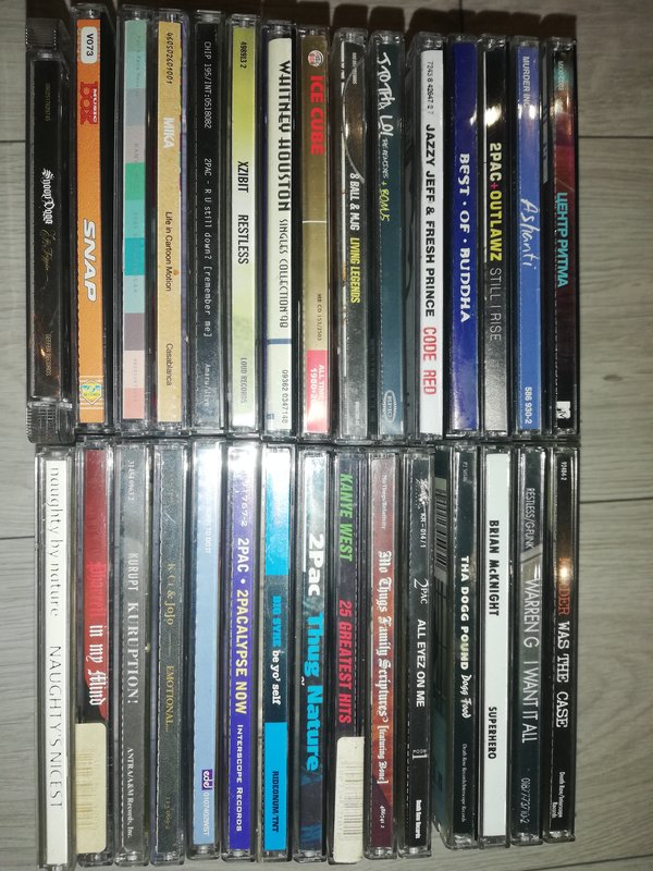  ищу аудиокассеты и диски CD 