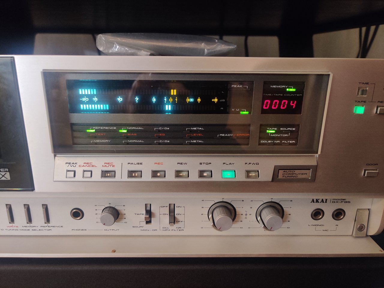  Кассетная дека Akai GX-F95