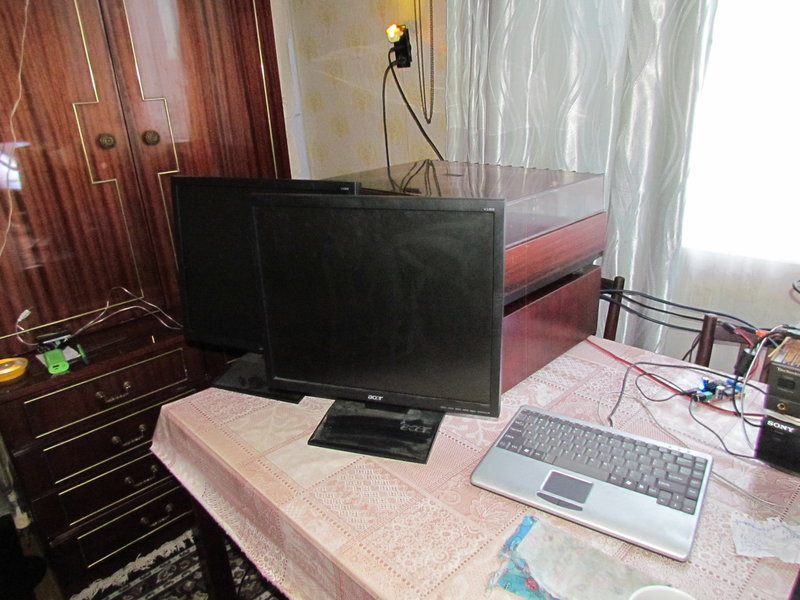  пара ЖК мониторов 19