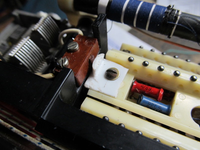 Простой чувствительный укв тюнер в ламповые старички.