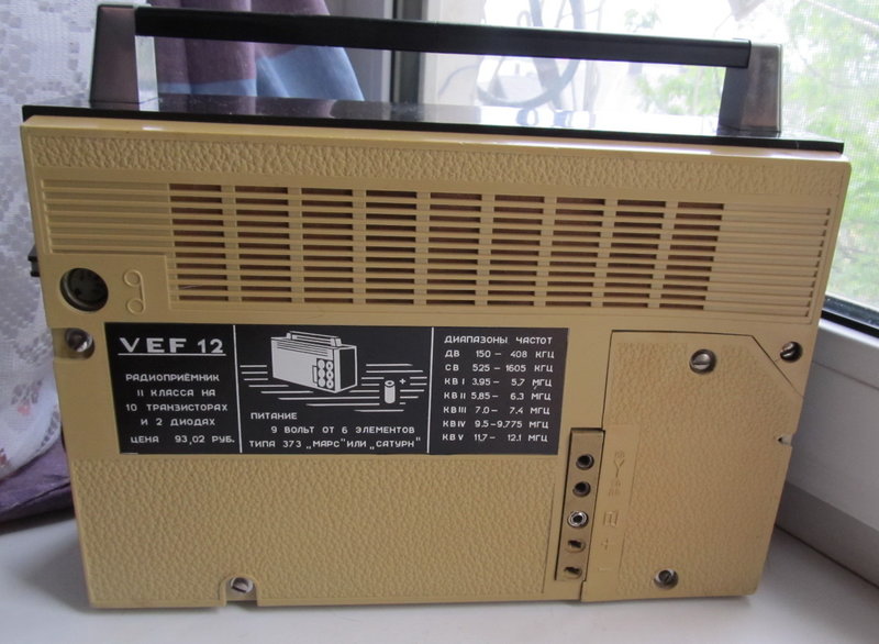 Простой чувствительный укв тюнер в ламповые старички.