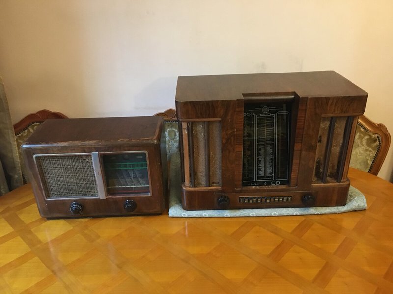 Подам австрийские радио приемники 1940 года.