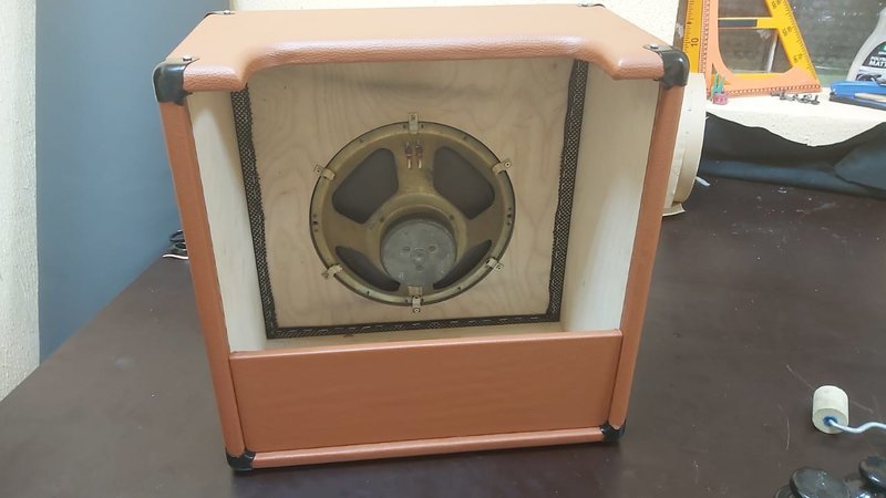 Для гитары - ЛАМПОВЫЙ