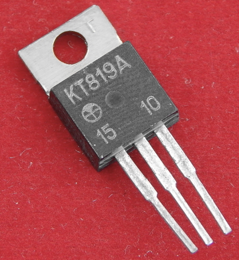 На что заменить КТ819А(б,в,г)?