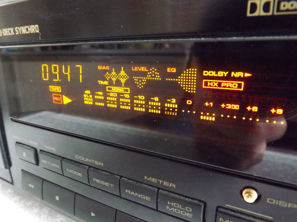 Странный PIONEER CT-S320