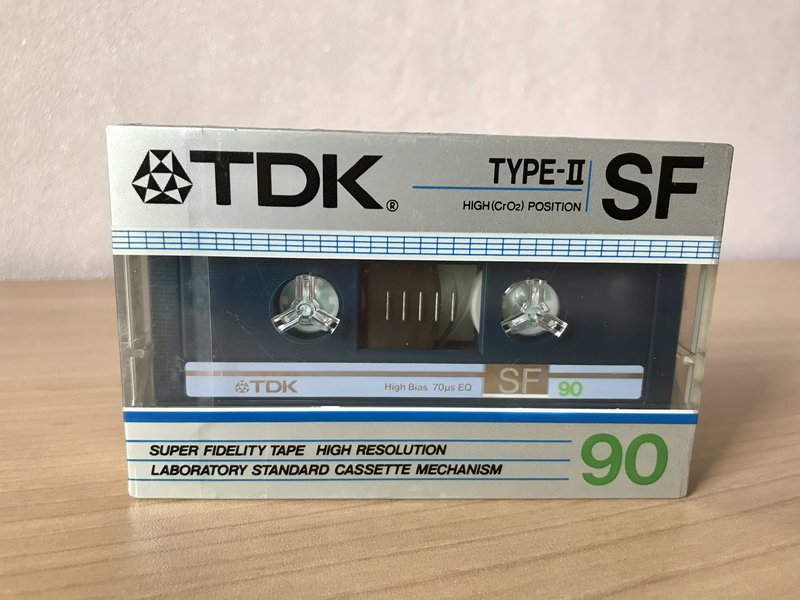  Обмен винтажных аудиокассет