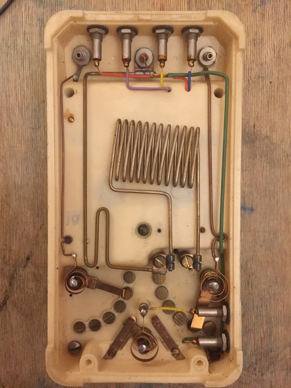 Вторая жизнь древних стрелочных приборов