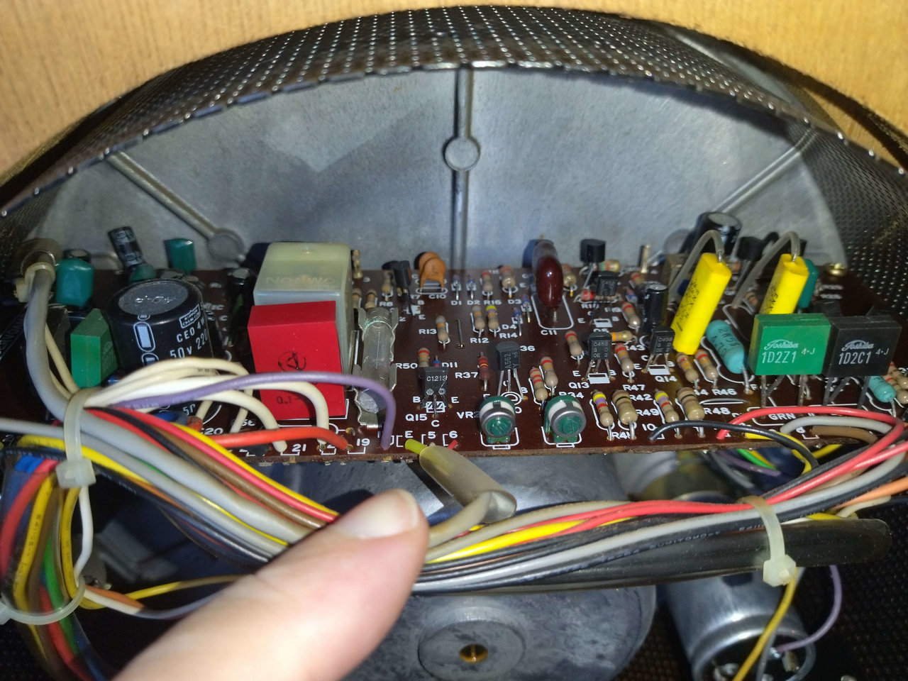 Ремонт проигрывателя Радиотехника-001