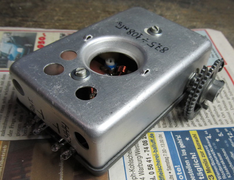 Простой чувствительный укв тюнер в ламповые старички.