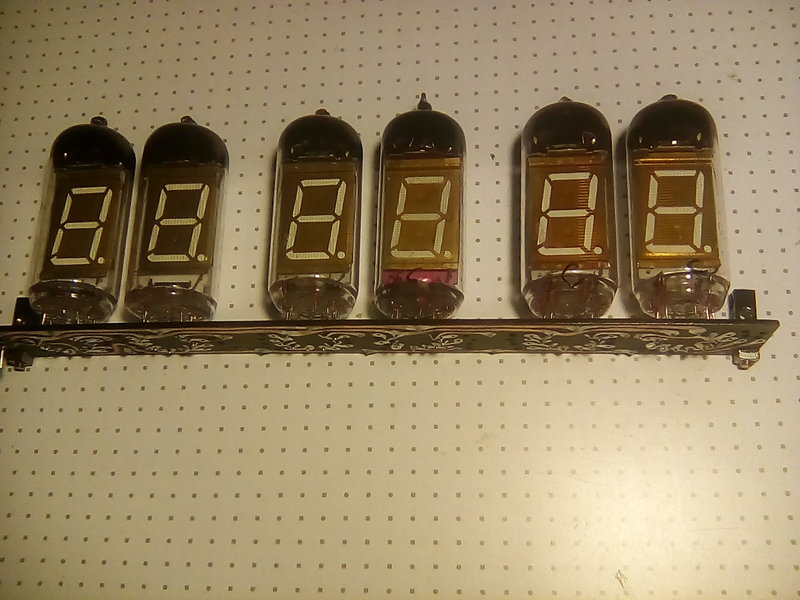 Часы AIWA VACUUM TUBES