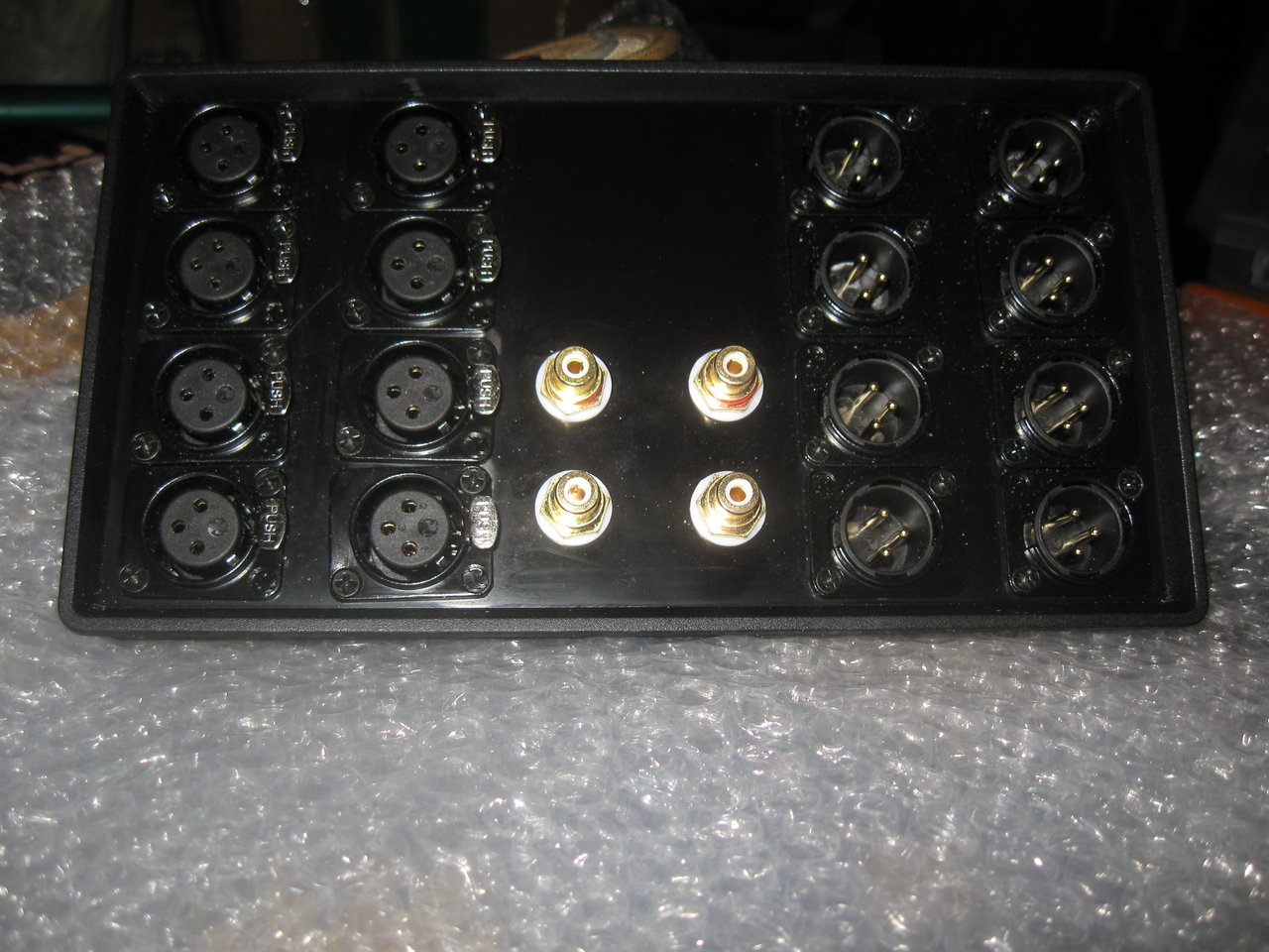  Селекторы входов и коммутаторы акустики