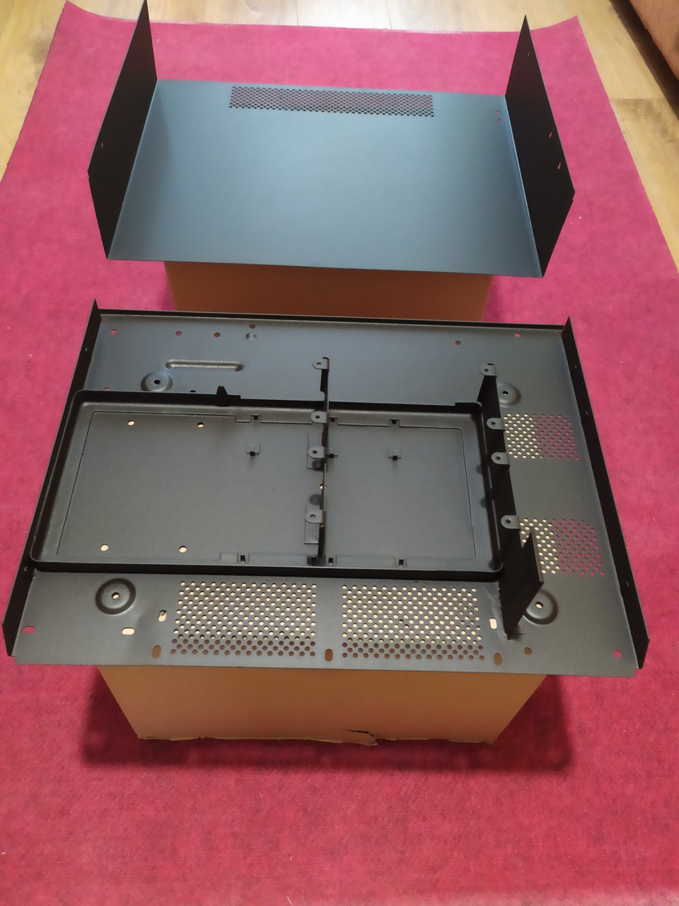 ШАССИ к нашим усилителям,корректорам.