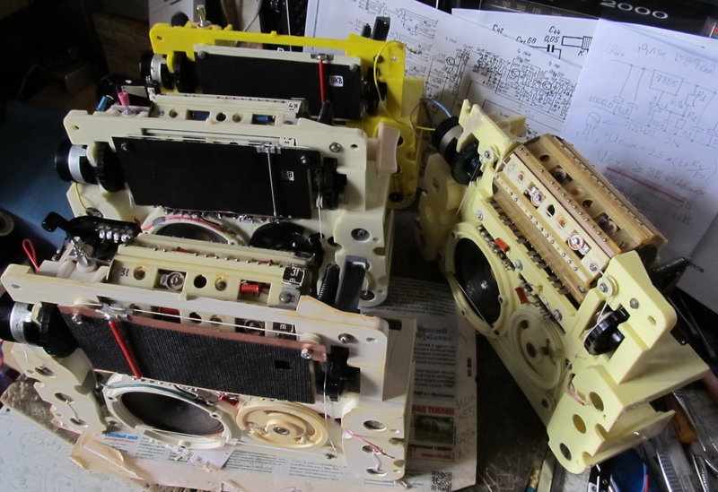 Простой чувствительный укв тюнер в ламповые старички.