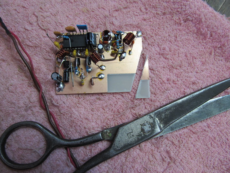 Простой чувствительный укв тюнер в ламповые старички.