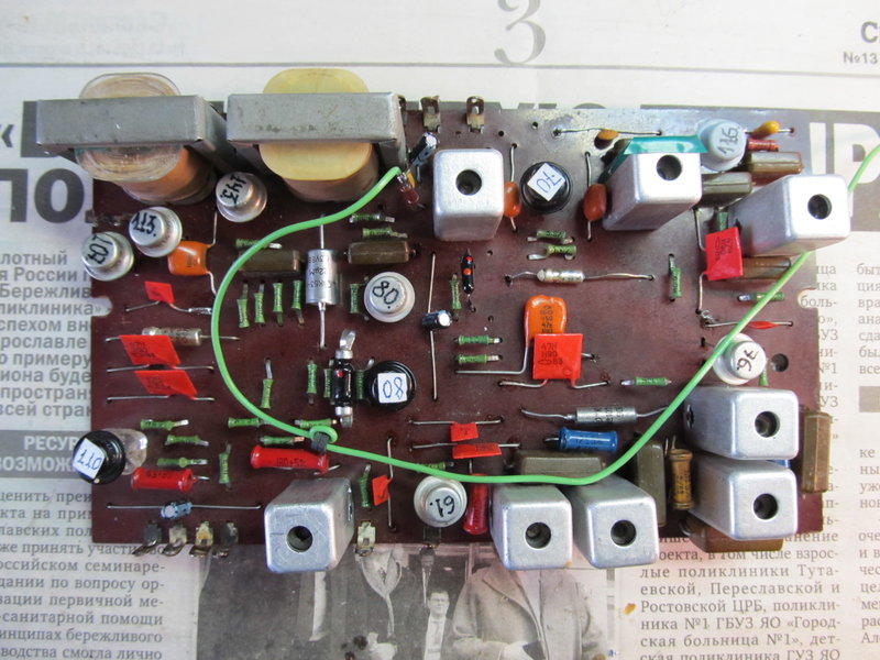 Простой чувствительный укв тюнер в ламповые старички.