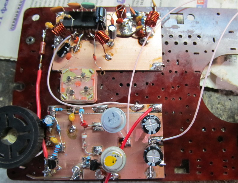 Простой чувствительный укв тюнер в ламповые старички.