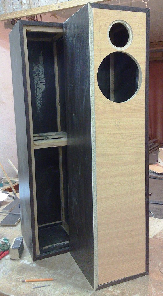  Кто-нибудь пробовал скелеивать ЛДСП ?