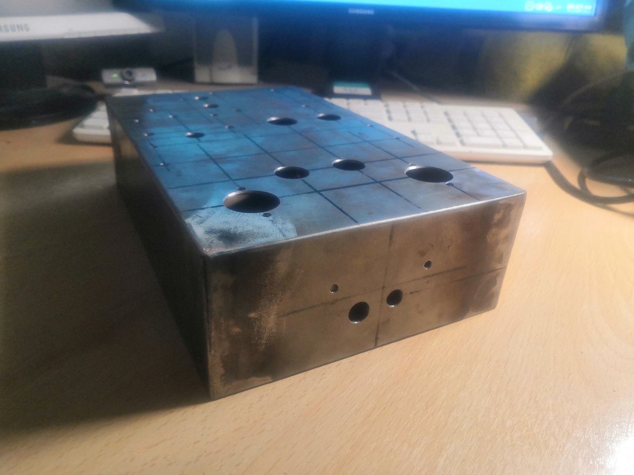 ШАССИ к нашим усилителям,корректорам.