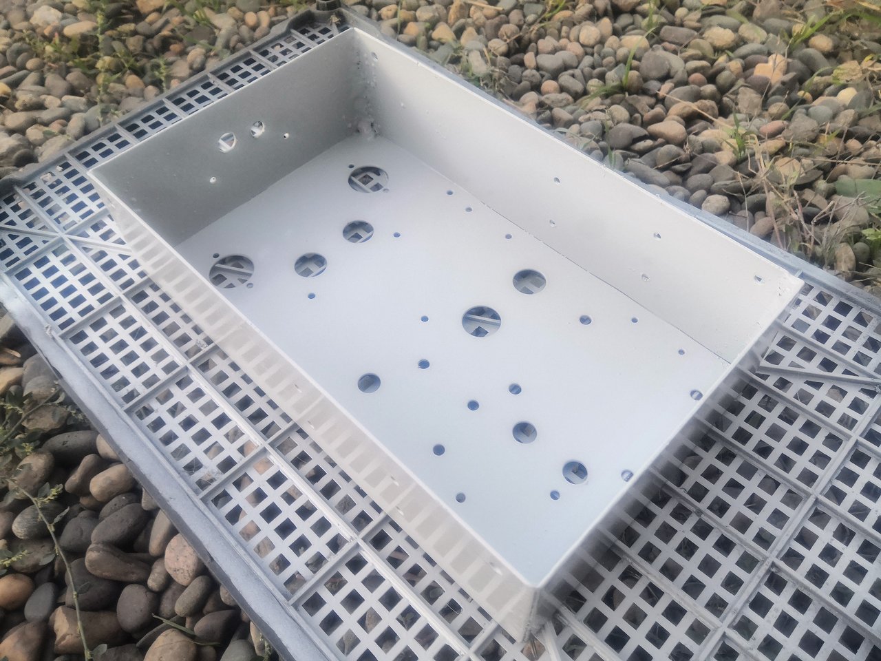 ШАССИ к нашим усилителям,корректорам.