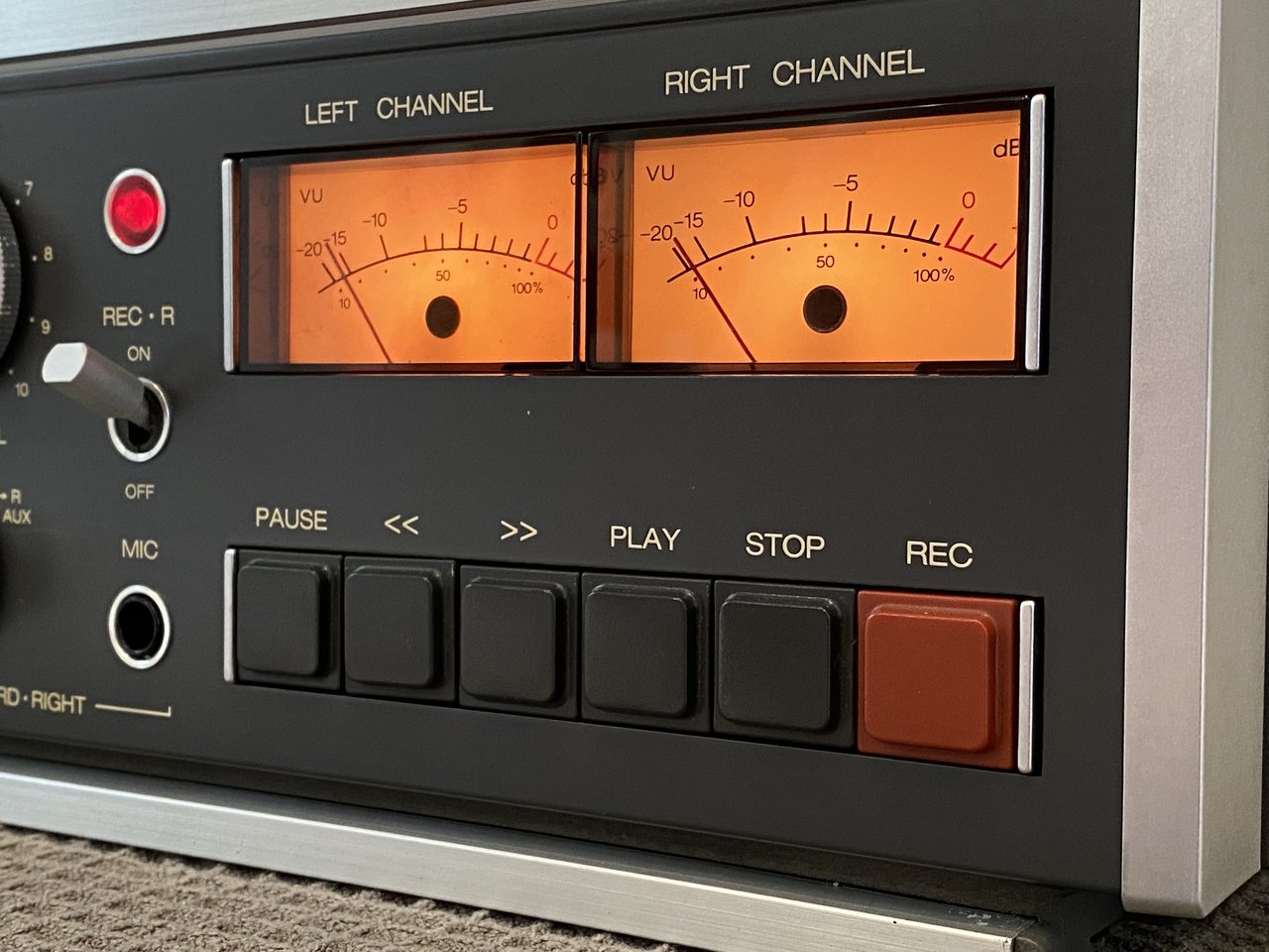  Помогите выбрать катушечный магнитофон