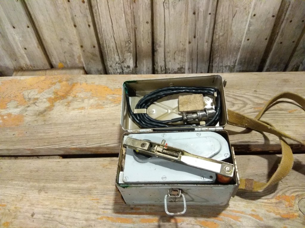 АЛЬТЕРНАТИВНЫЕ  ИСТОЧНИКИ  ЭЛЕКТРОЭНЕРГИИ