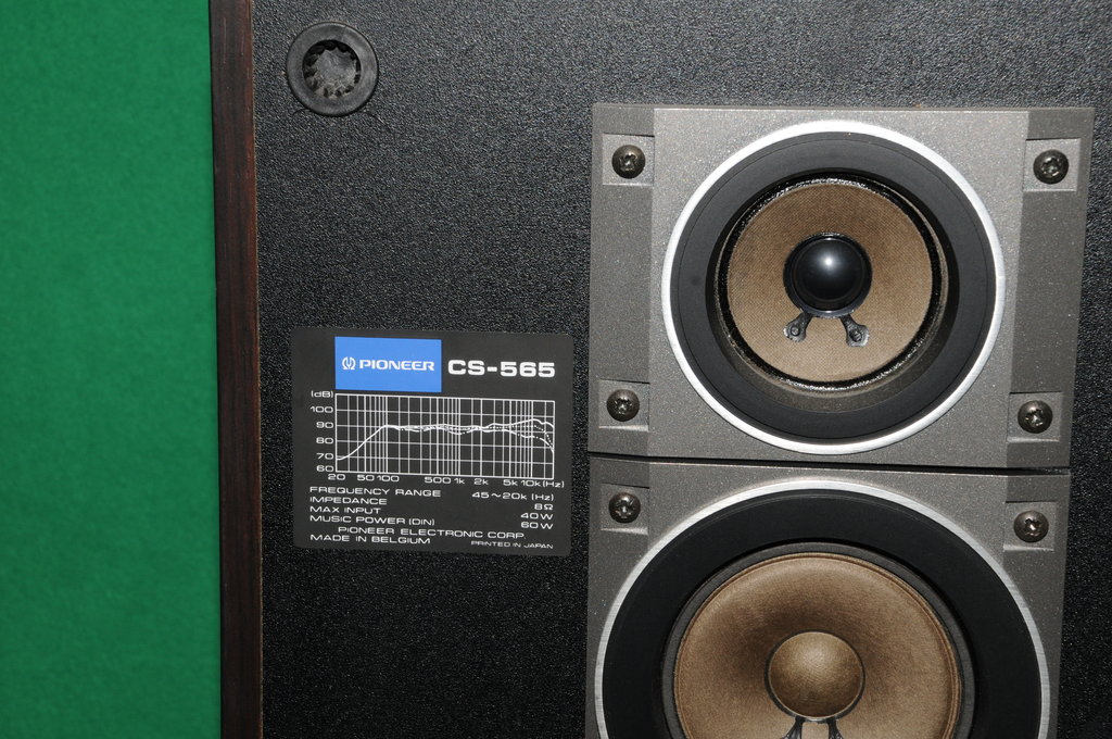  продам двигатель и разное