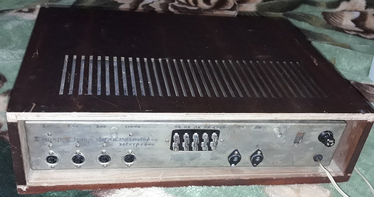 Усилитель Электроника-001-стерео