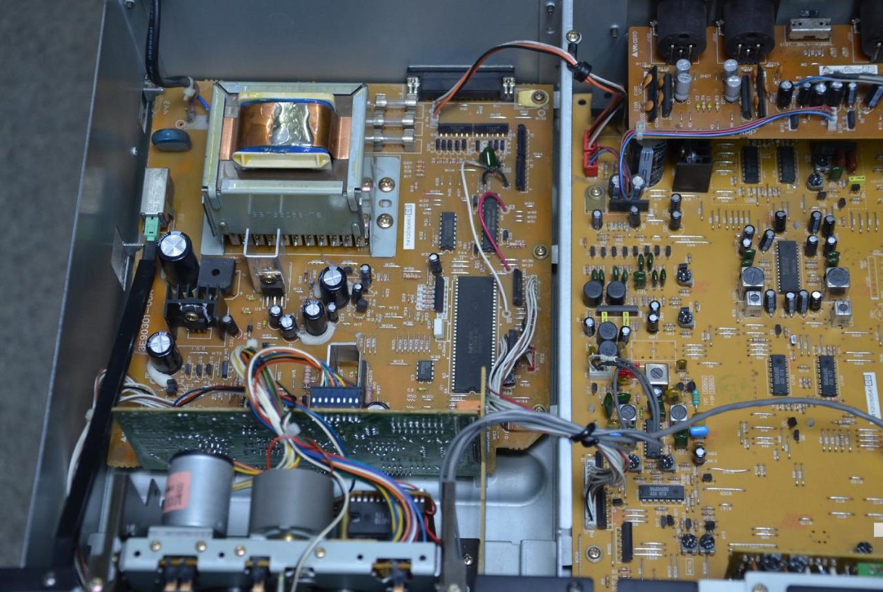 Форум любителей катушечных магнитофонов, аналоговой видео и аудио аппаратуры 