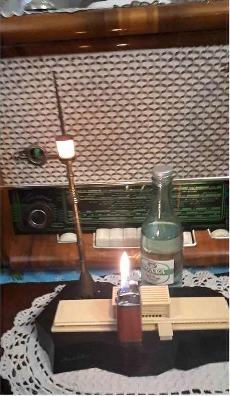 Maister этим детекторным приемниом начинает новую тему.