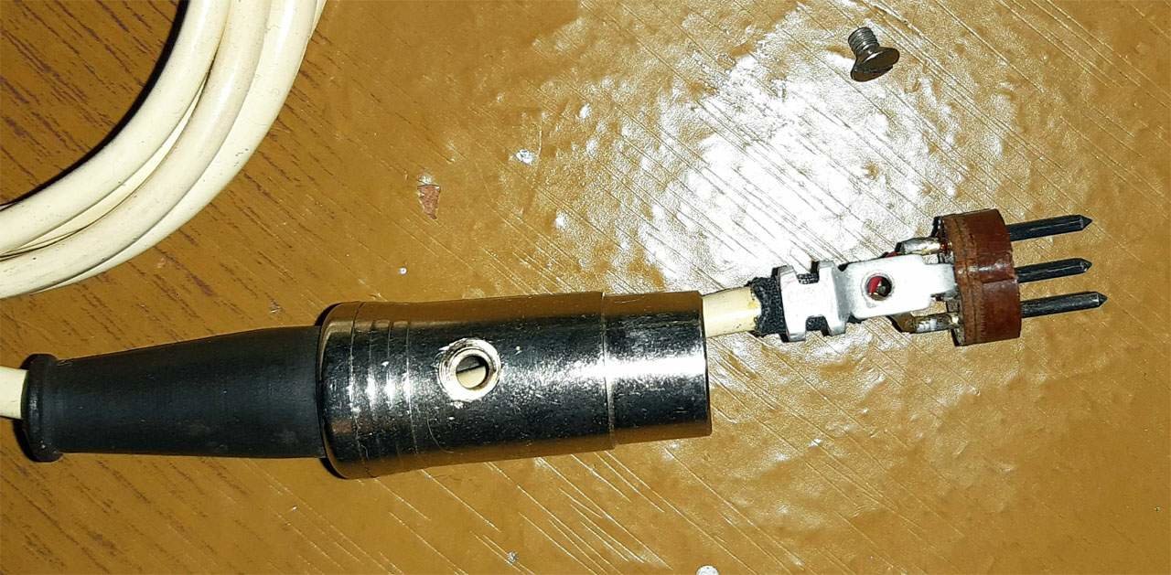 С чьей подачи у нас пошел советский DIN-5 и иже с ними  ?