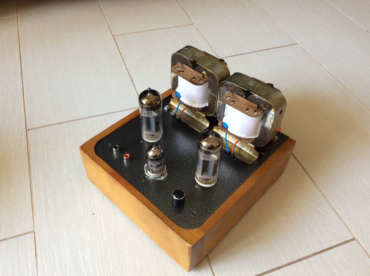 фотографии наших готовых усилителей