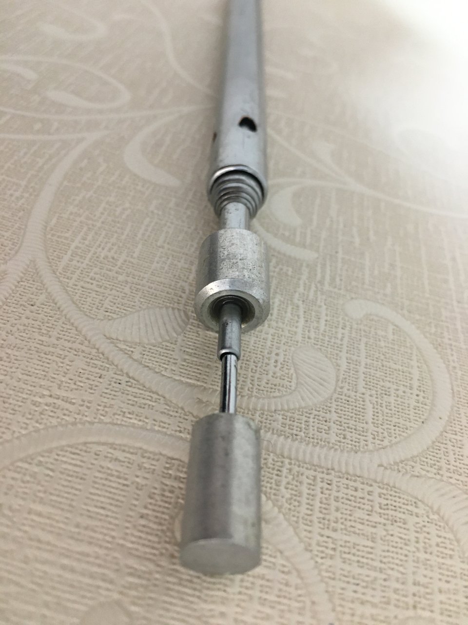 Как завальцевать внутрь колено телескопической антенны?