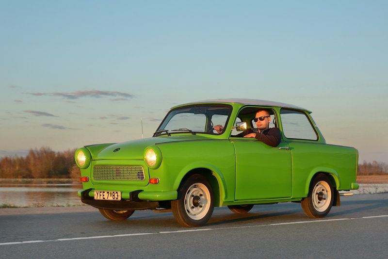 Trabant с человек