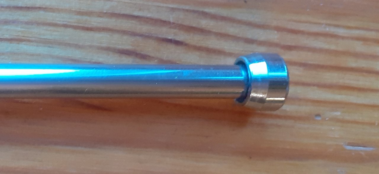 Как завальцевать внутрь колено телескопической антенны?