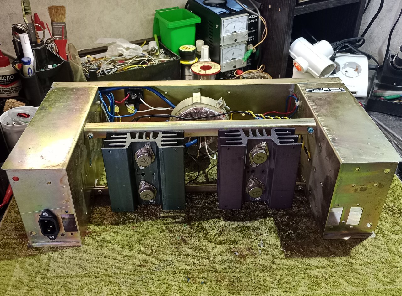  Усилитель оконечный, какая схема лучше?