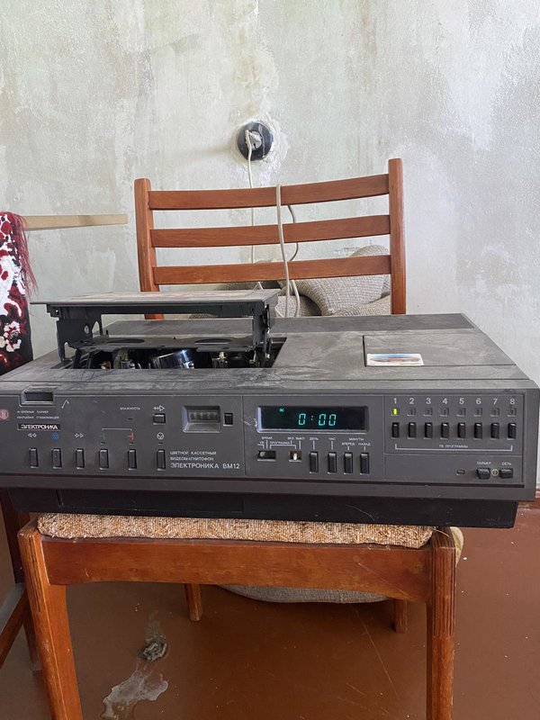  Что делать ? выбросить, отдать, продать ,разобрать!!!!