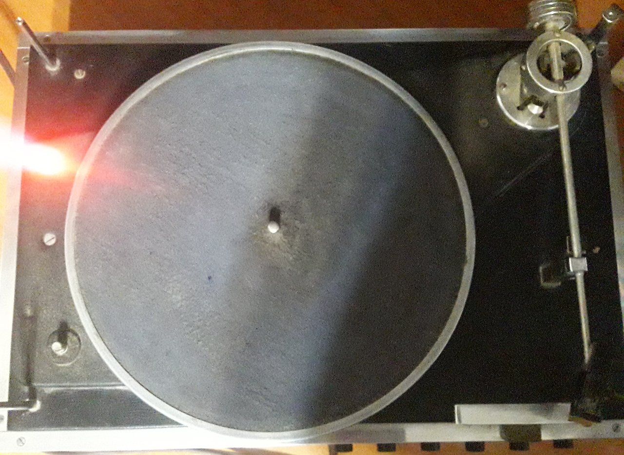 Самодельная вертушка (просто впервые попалась)