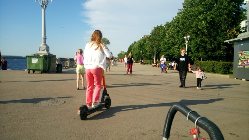  Выступления в Загородном парке и на набережной