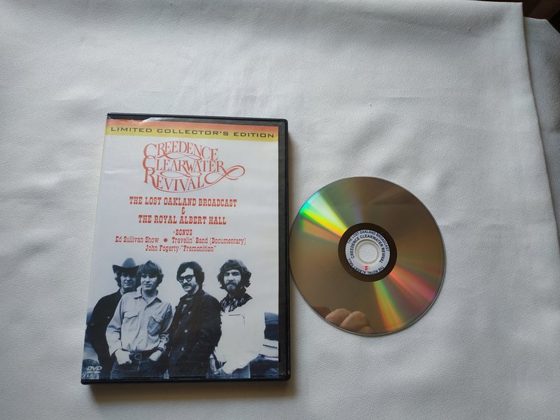 Продам DVD с музыкой, концертами и клипами. Пополняемая тема
