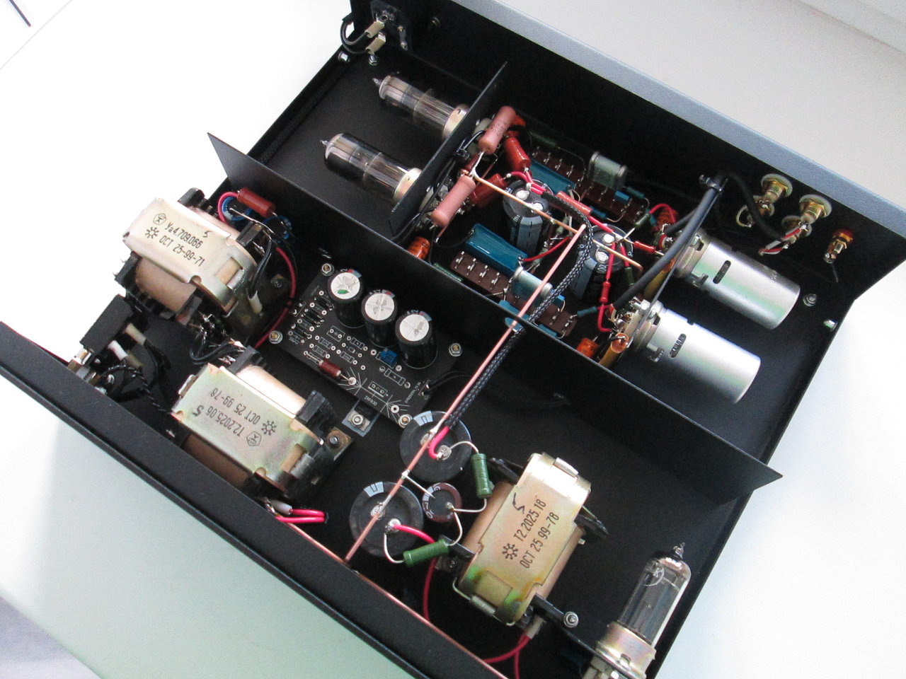  Ламповый фонокорректор