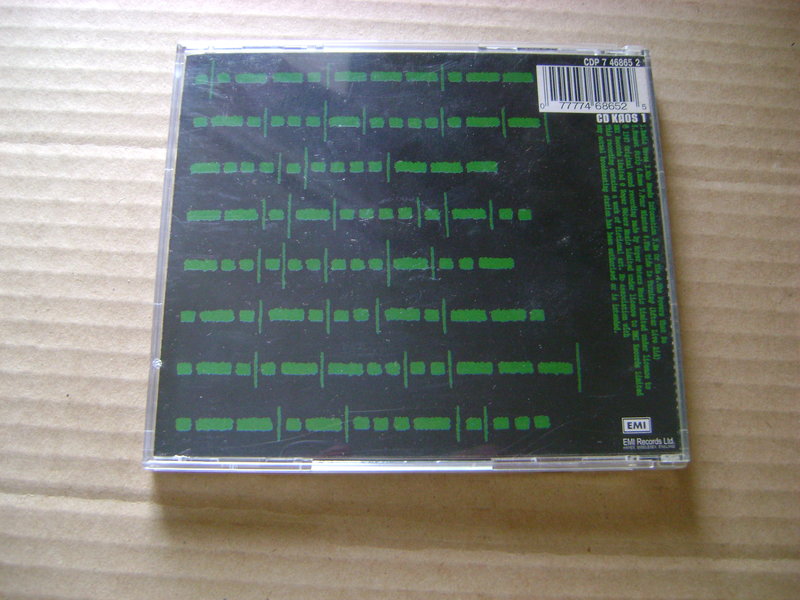 Фирменные CD-диски.