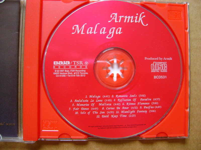 Фирменные CD-диски.