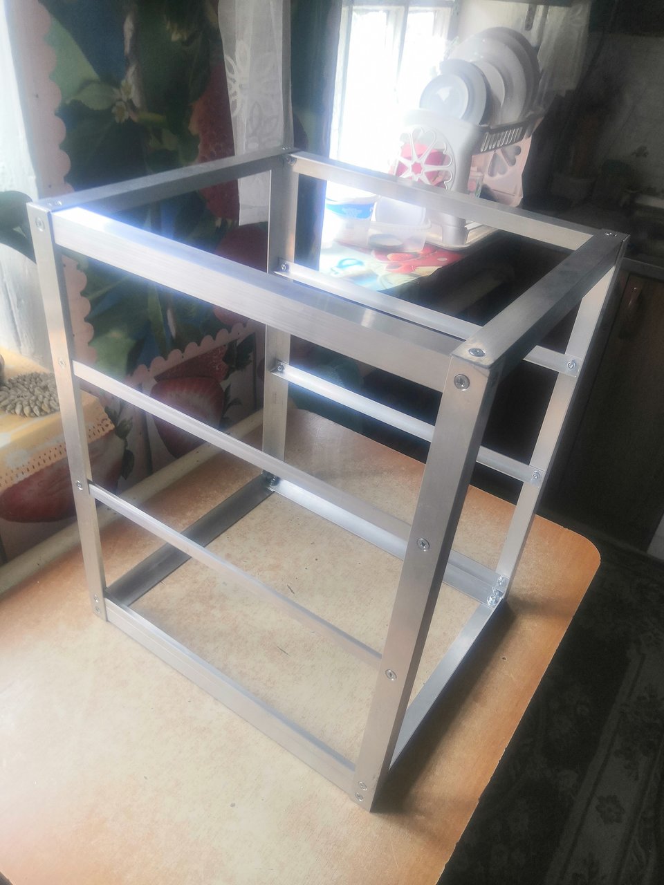 ШАССИ к нашим усилителям,корректорам.