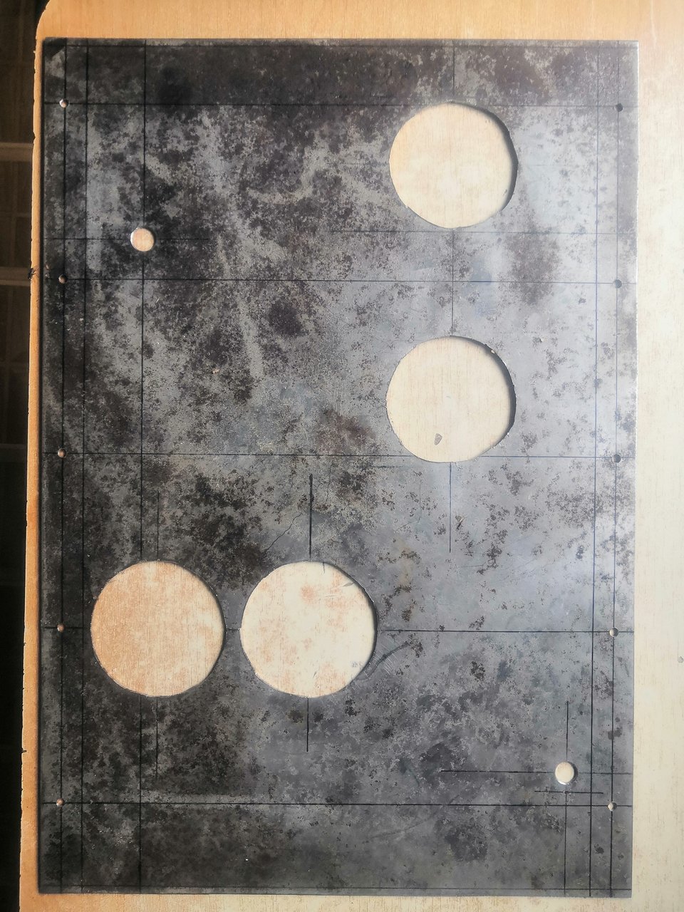 ШАССИ к нашим усилителям,корректорам.