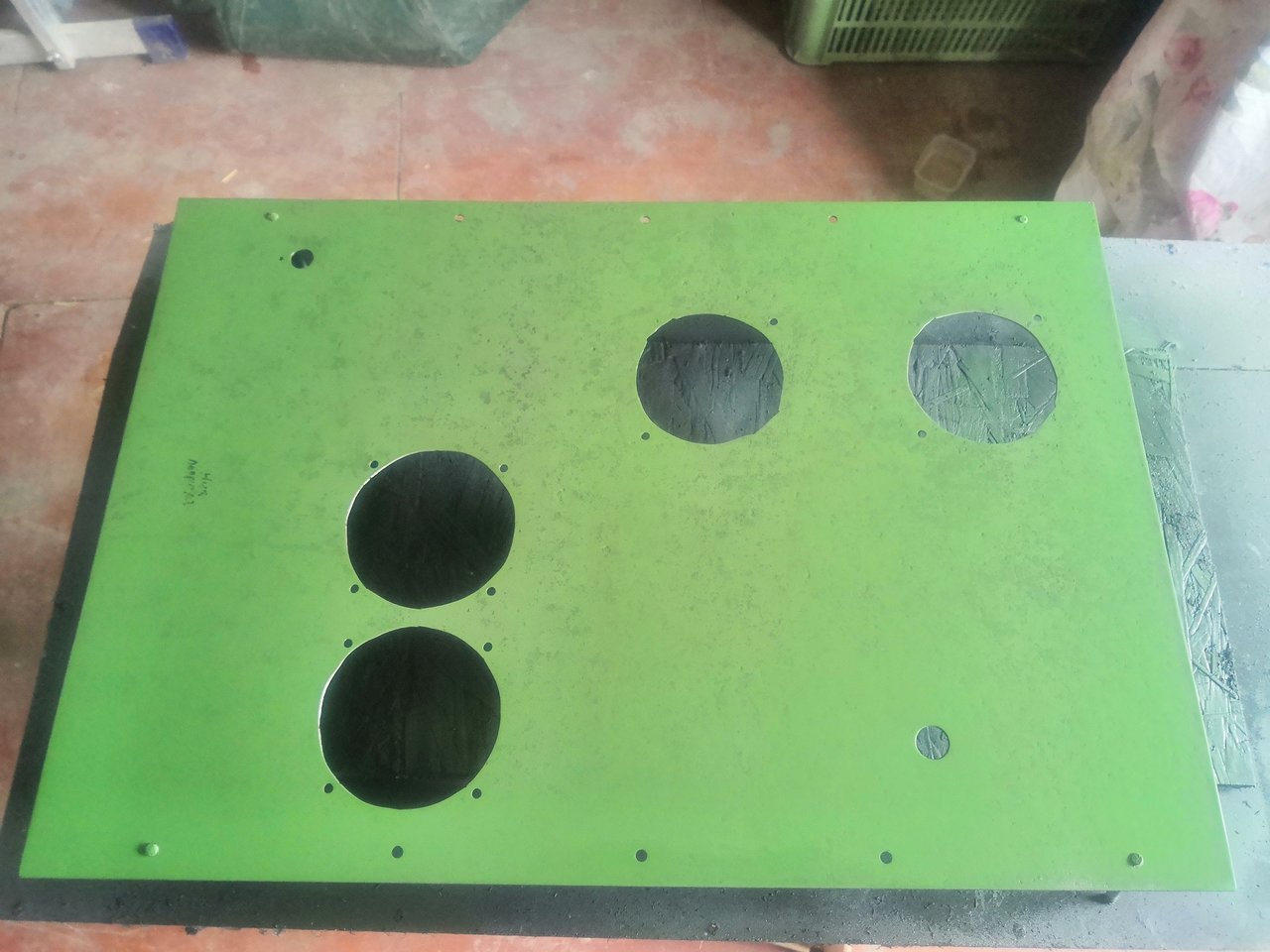 ШАССИ к нашим усилителям,корректорам.