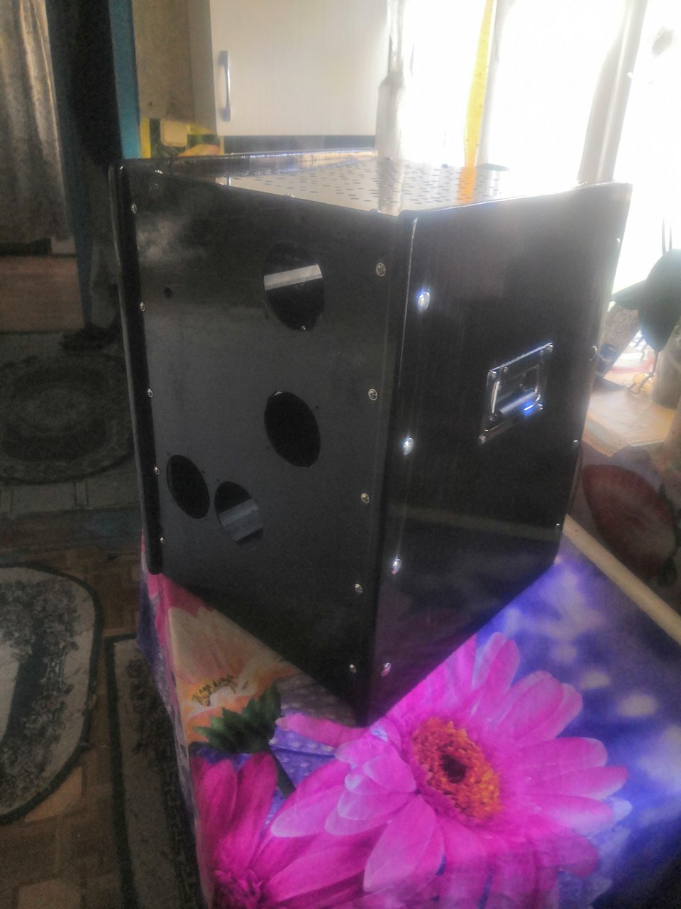 ШАССИ к нашим усилителям,корректорам.