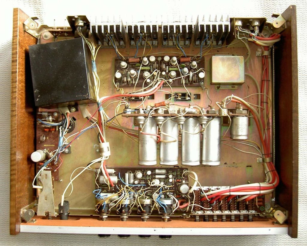 Аккорд 001. Небольшой фон.