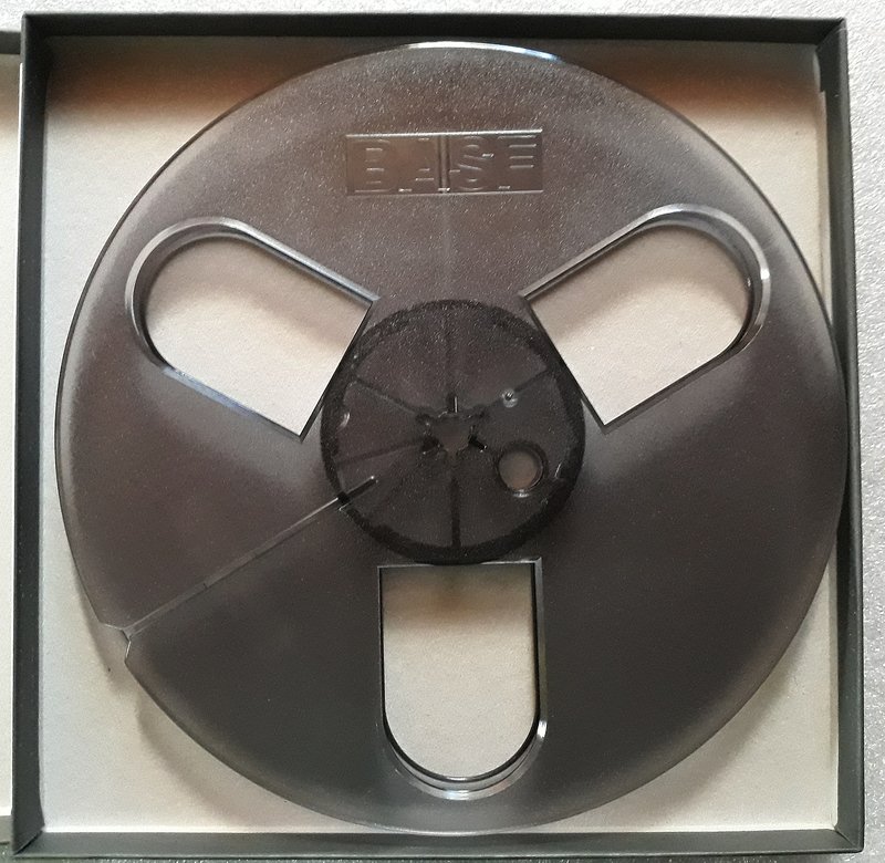  ELFA Моя коллекция: Катушки, аудио/видео кассеты...